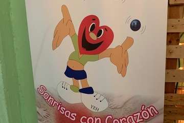  Éxito del Picoteo Solidario de Ya Era Hora (Foto TA)